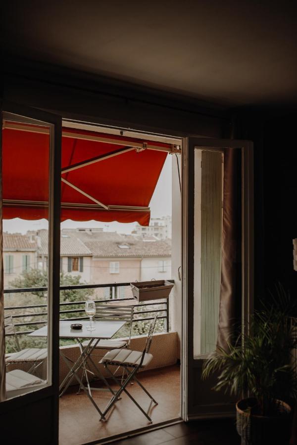 Superbe Appartement Renove - Salon De Provence Екстериор снимка