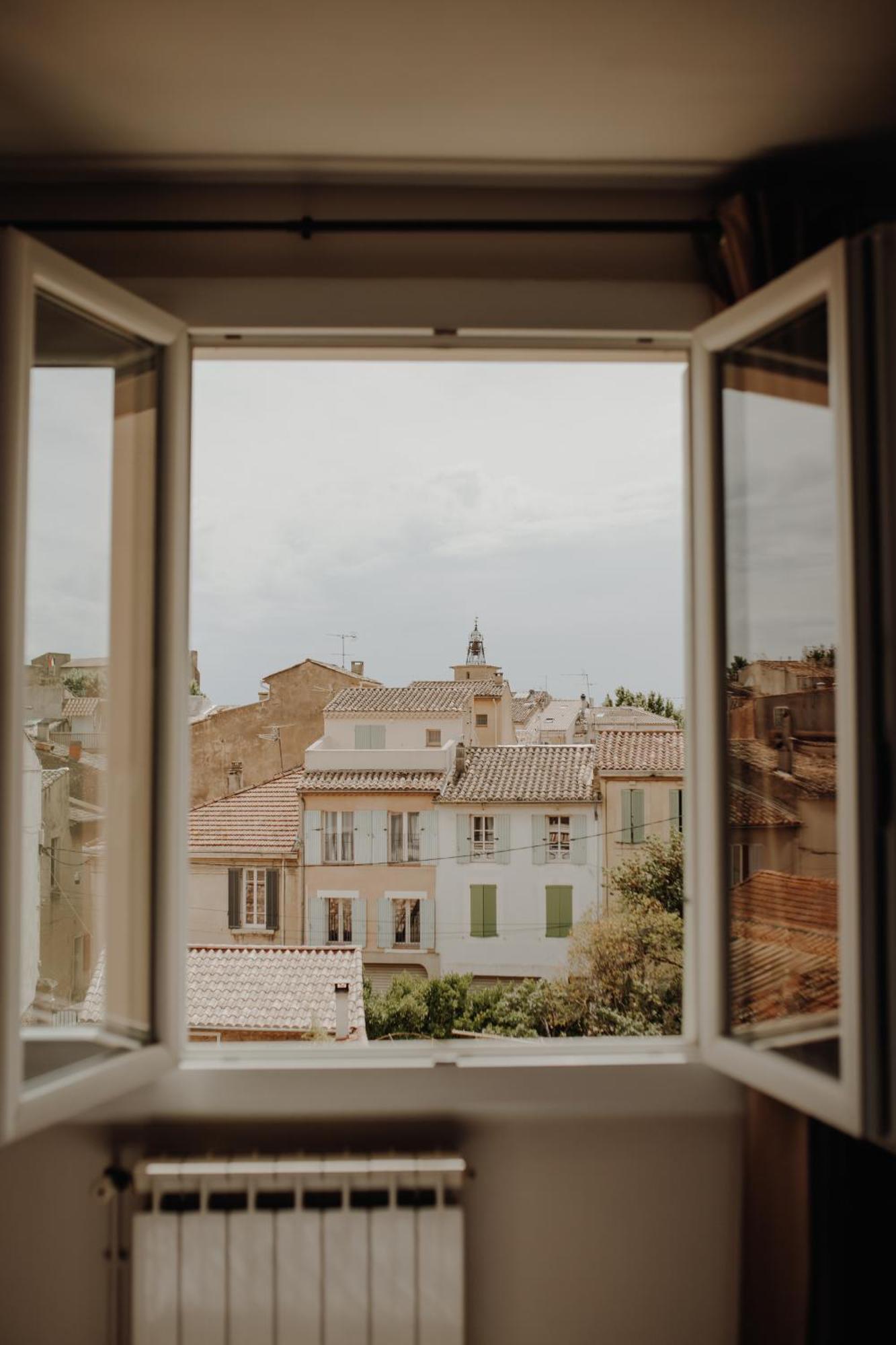 Superbe Appartement Renove - Salon De Provence Екстериор снимка